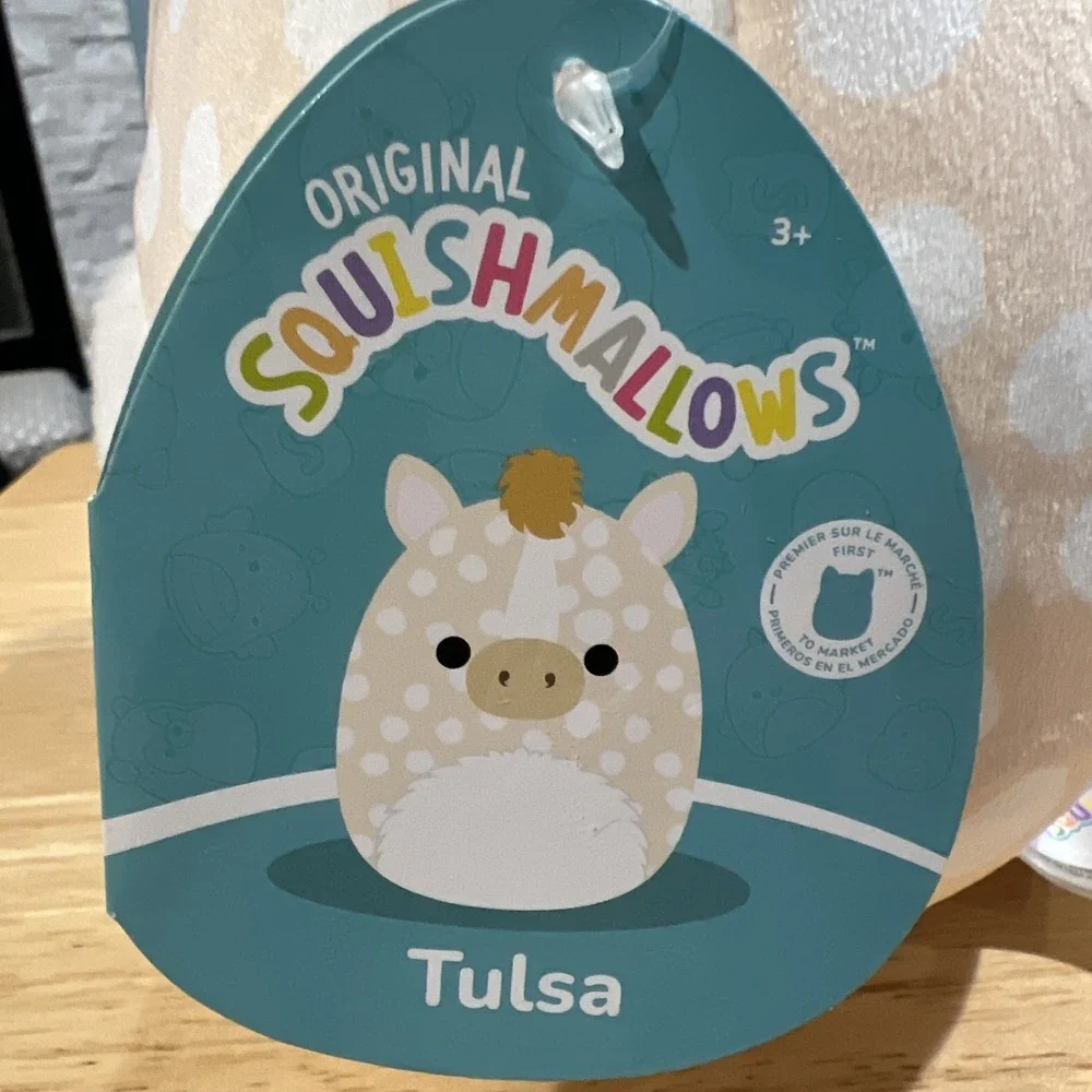 NWT Squishmallows 8